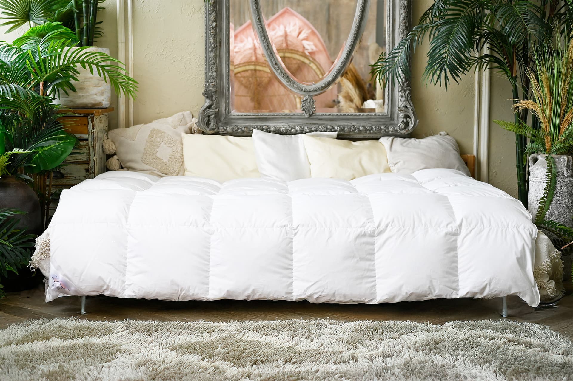 The Aura Brand — Aura Down Bedding